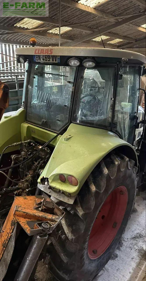 Tractor CLAAS arion 640