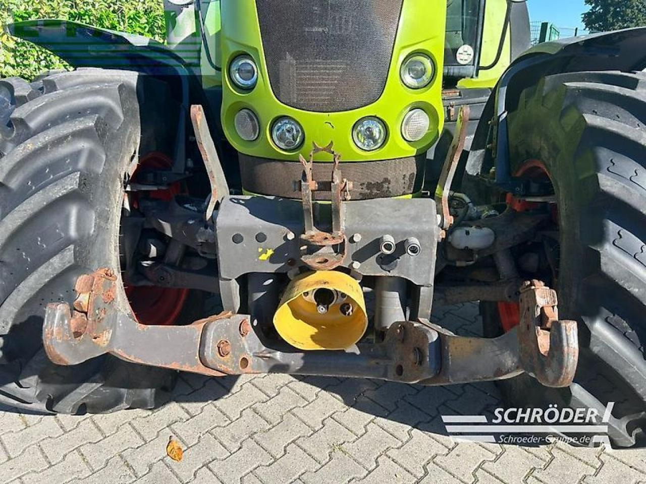 Tractor CLAAS arion 640