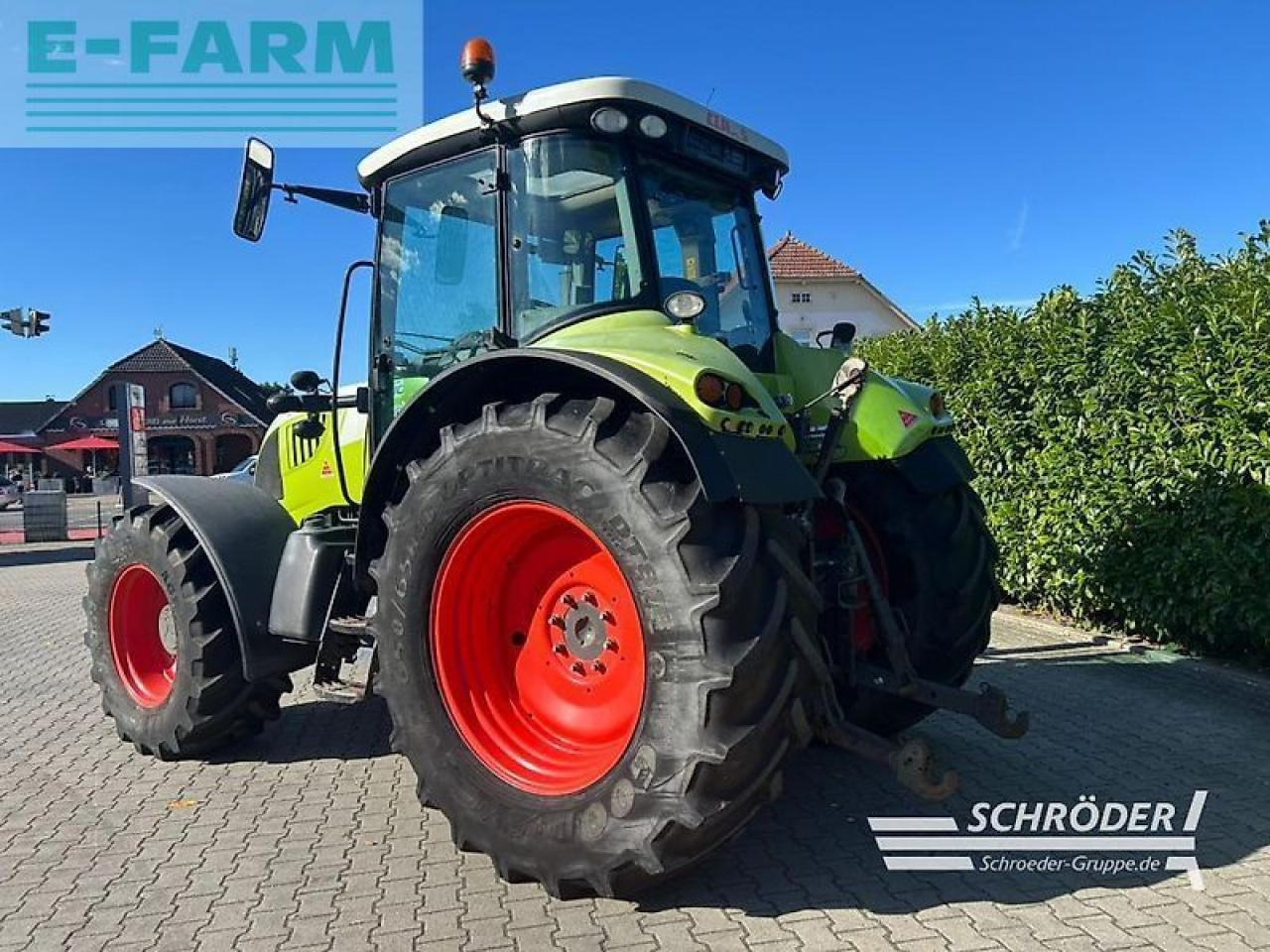 Tractor CLAAS arion 640