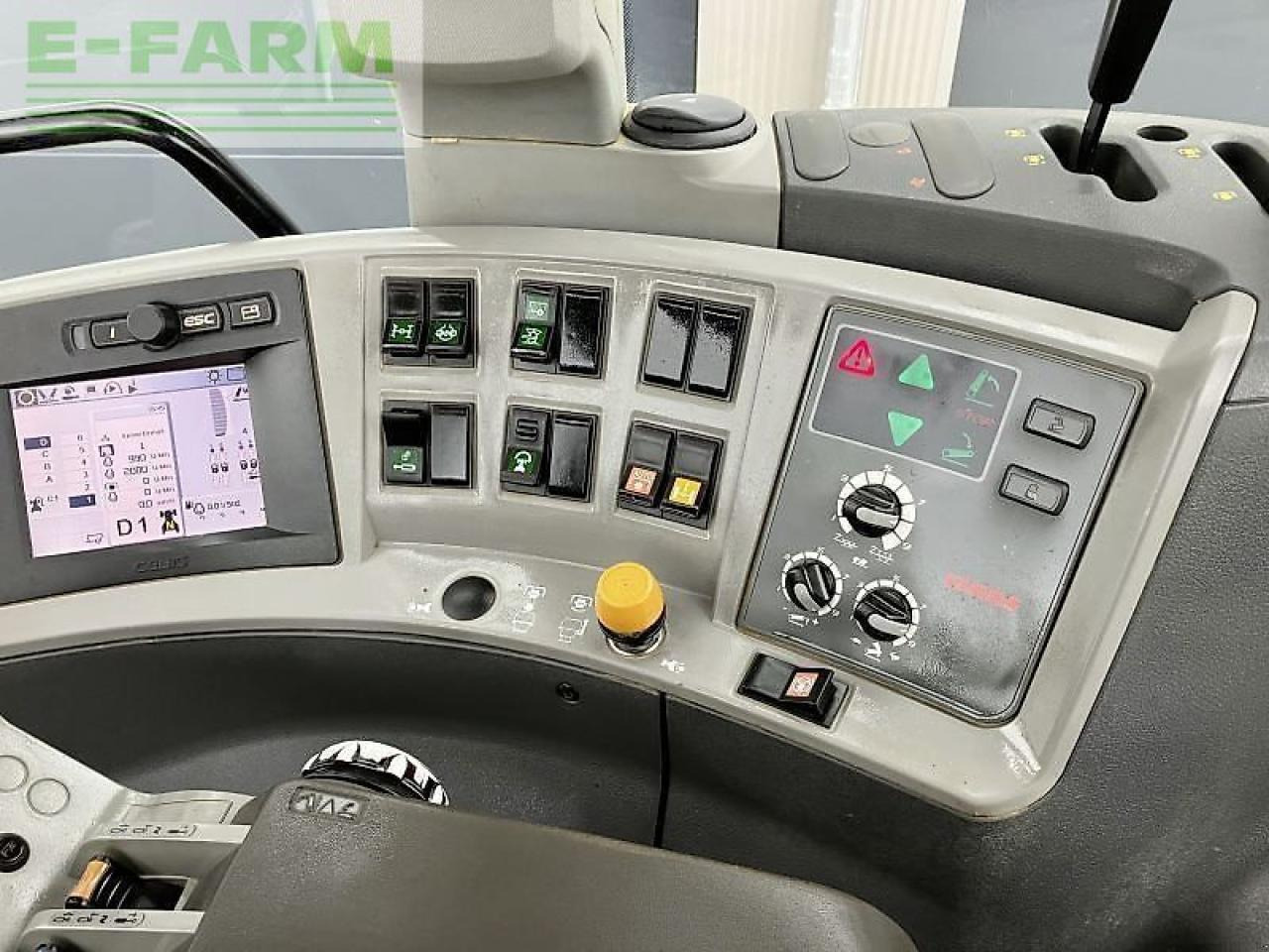 Tractor CLAAS arion 640 cebis