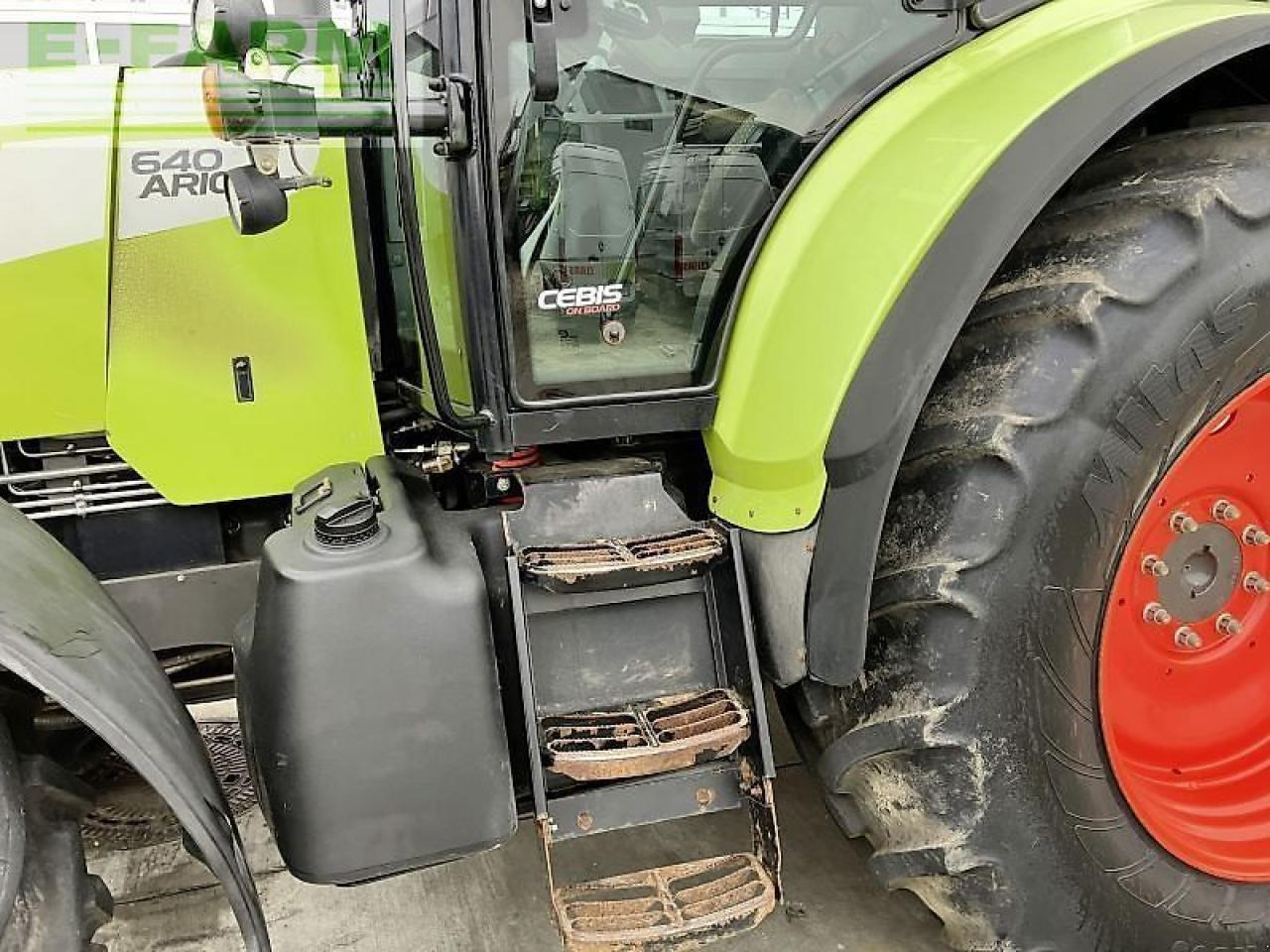 Tractor CLAAS arion 640 cebis CEBIS