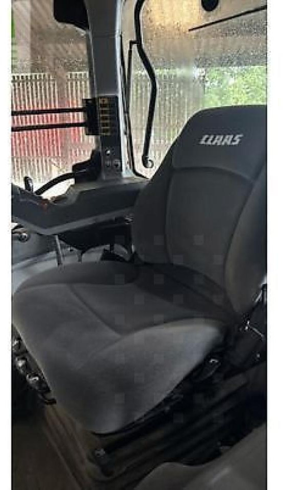 Tractor CLAAS arion 640 cis CIS