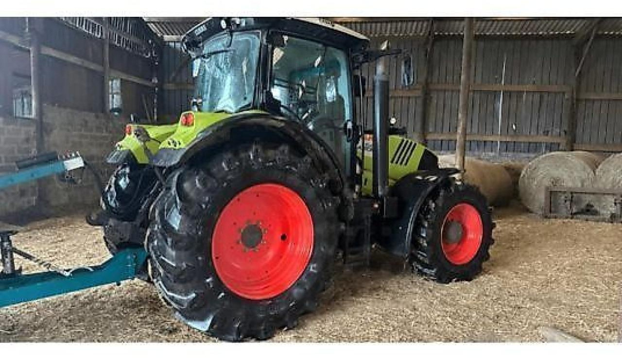 Tractor CLAAS arion 640 cis CIS