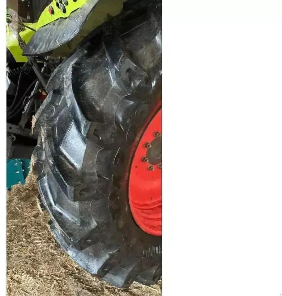 Tractor CLAAS arion 640 cis CIS