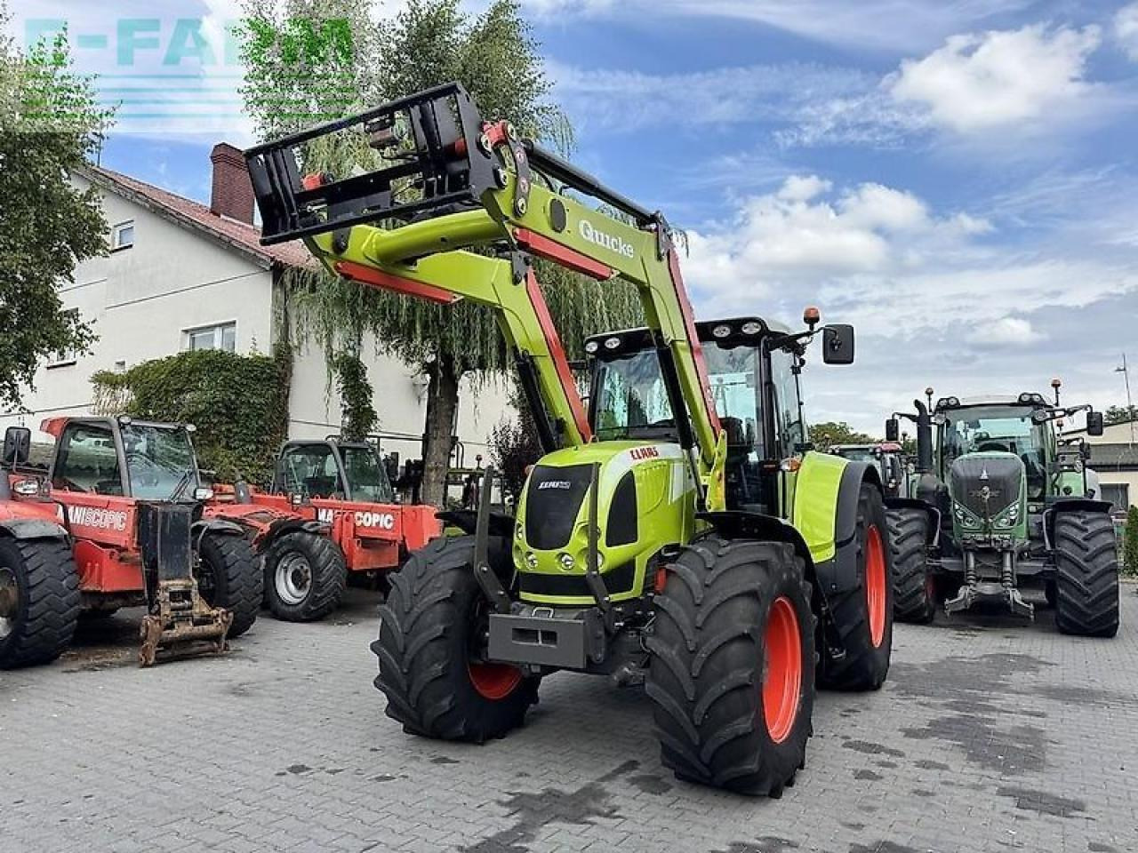 Tractor CLAAS arion 640 cis + quicke q65 CIS