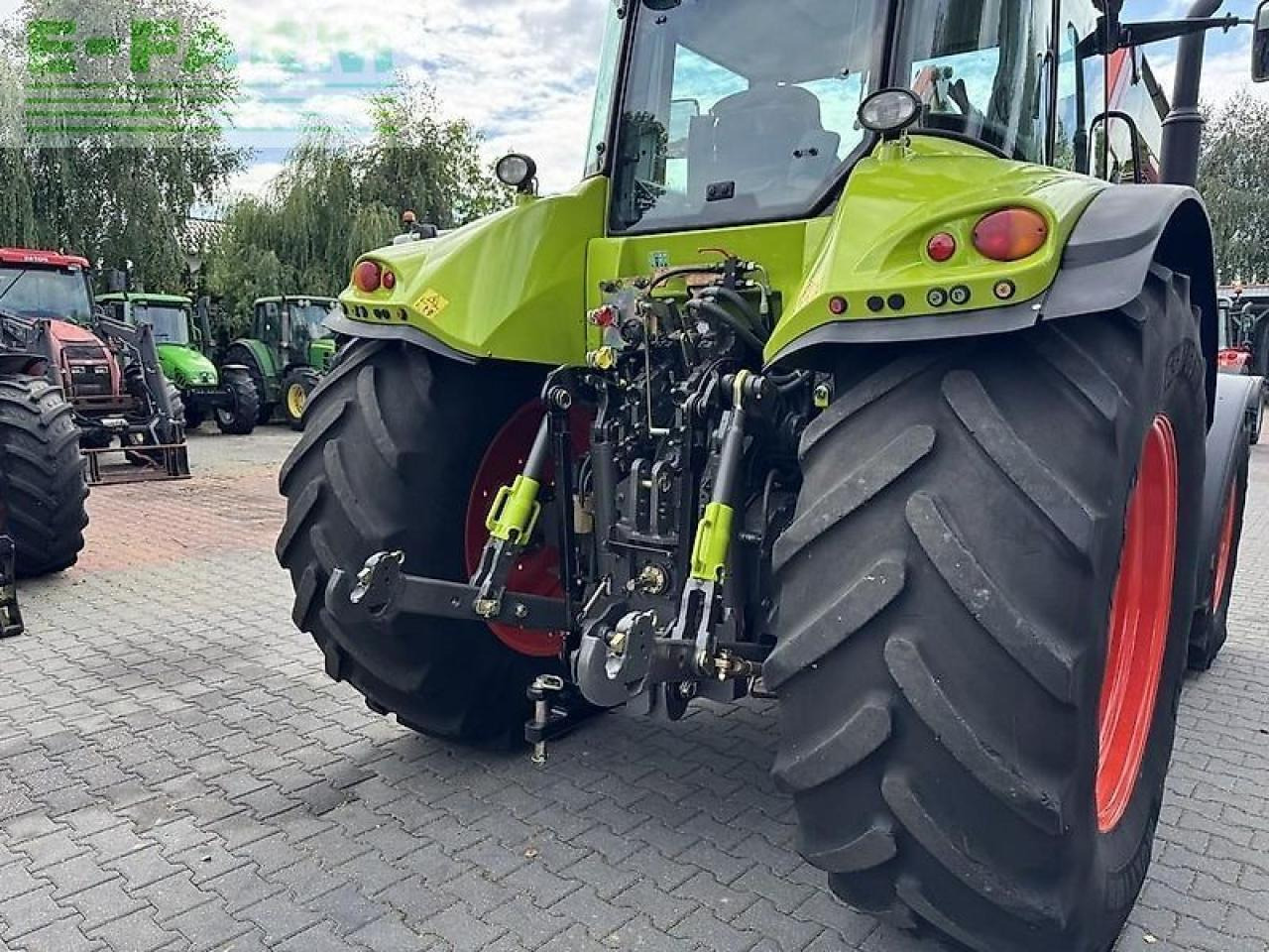Tractor CLAAS arion 640 cis + quicke q65 CIS