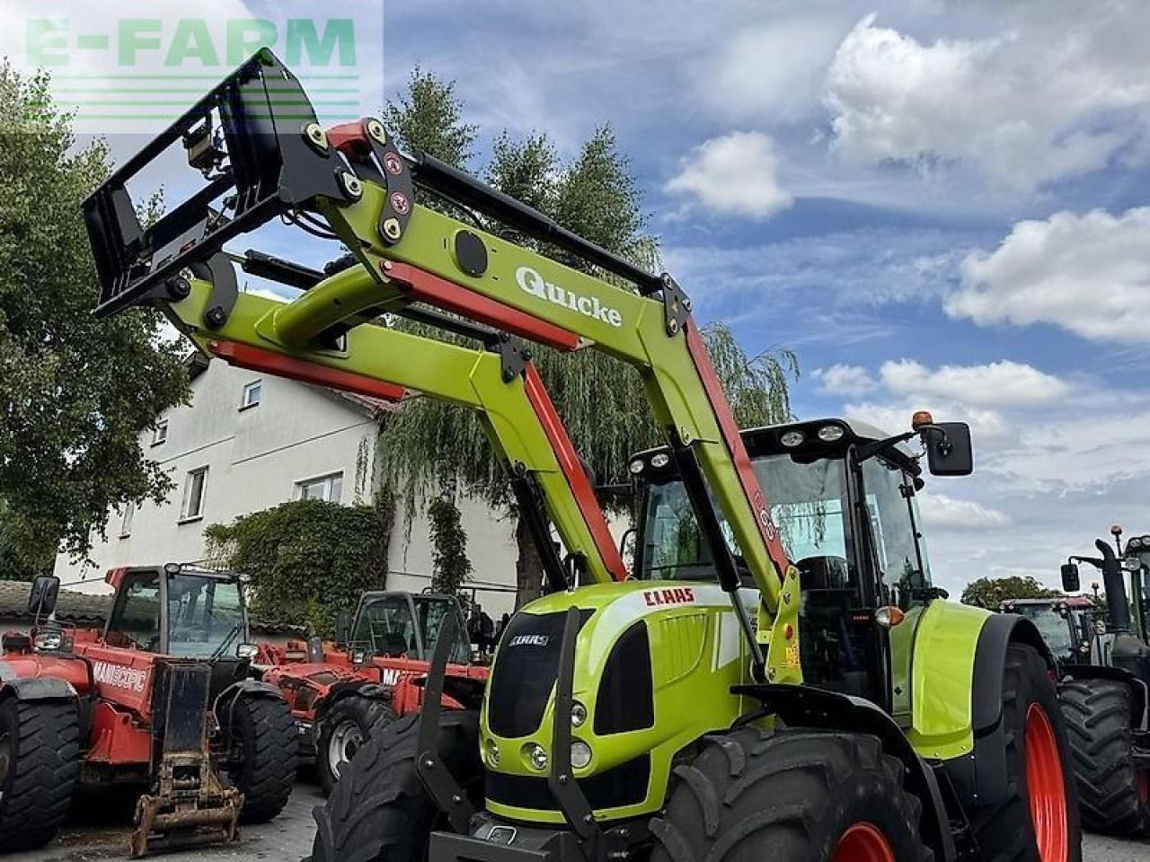 Tractor CLAAS arion 640 cis + quicke q65 CIS