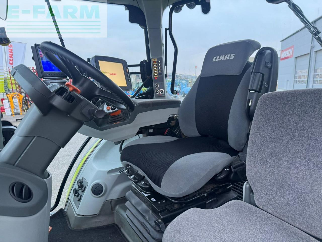 Tractor CLAAS arion 640 cmatic