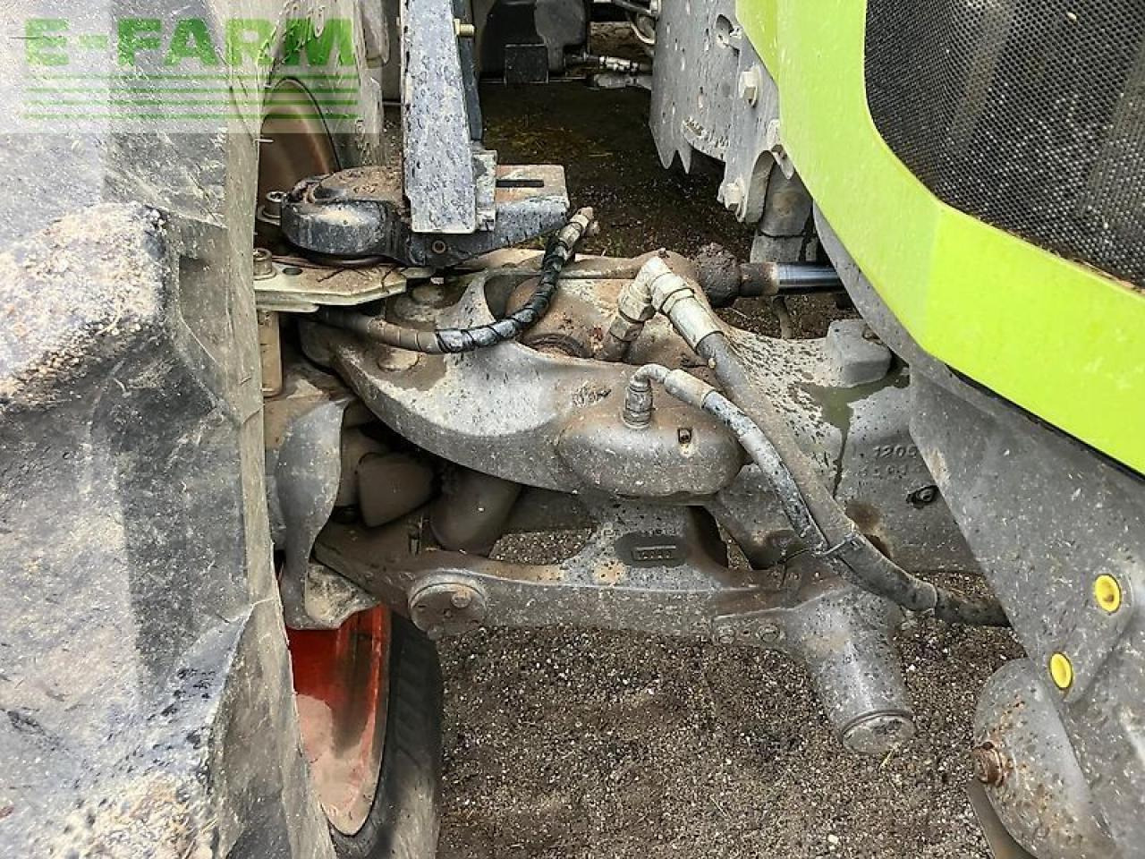 Tractor CLAAS arion 650