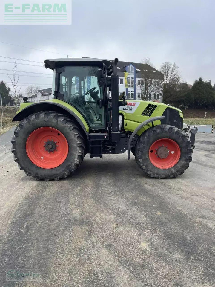 Tractor CLAAS arion 650