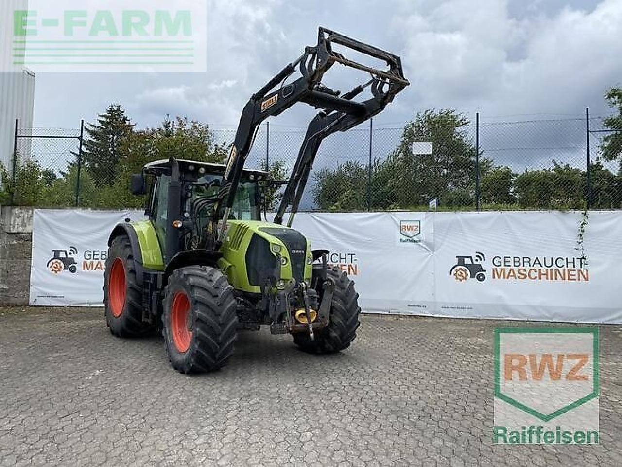 Tractor CLAAS arion 650