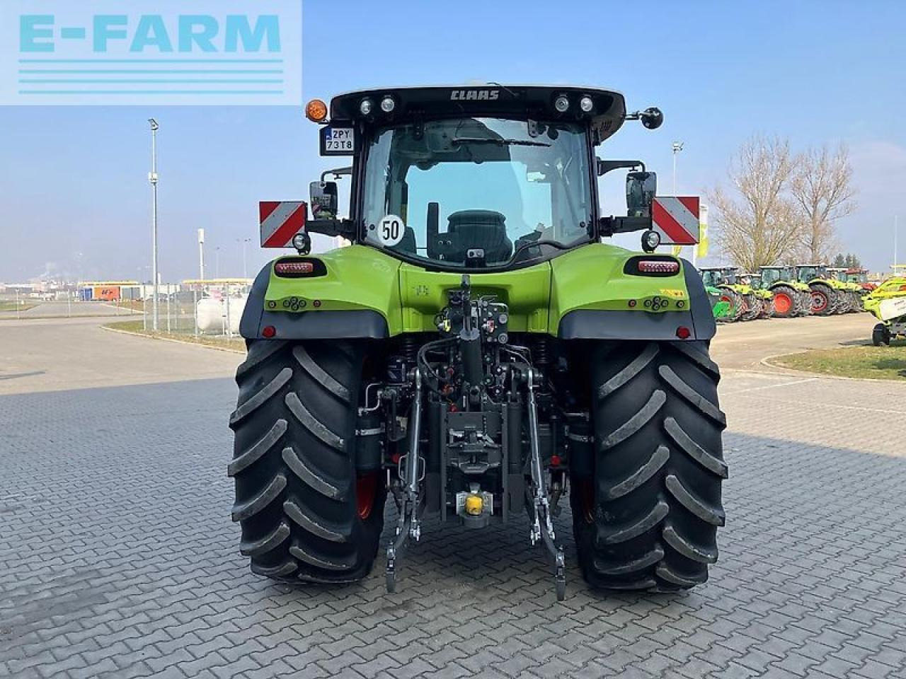 Tractor CLAAS arion 650