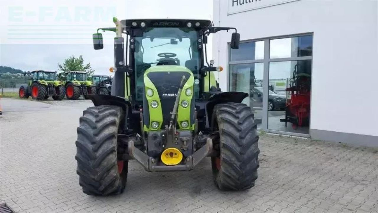 Tractor CLAAS arion 650