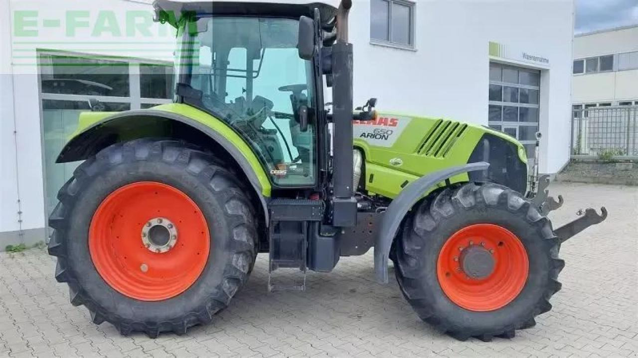 Tractor CLAAS arion 650