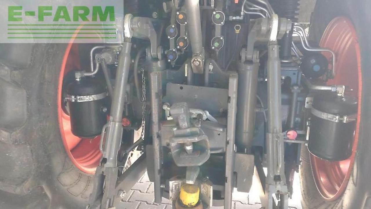 Tractor CLAAS arion 650