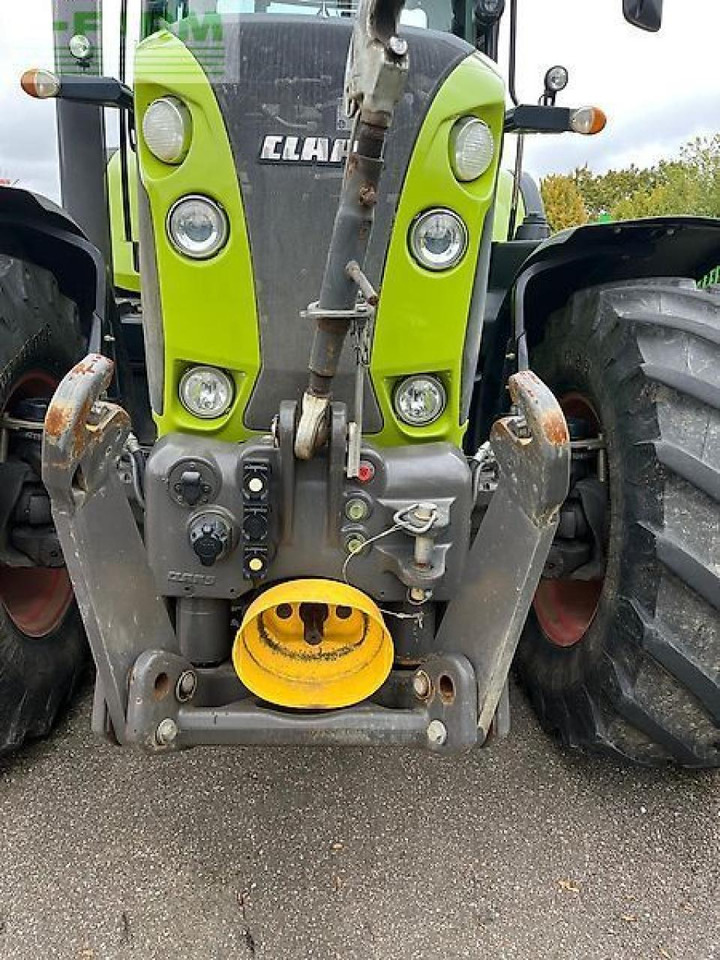 Tractor CLAAS arion 650
