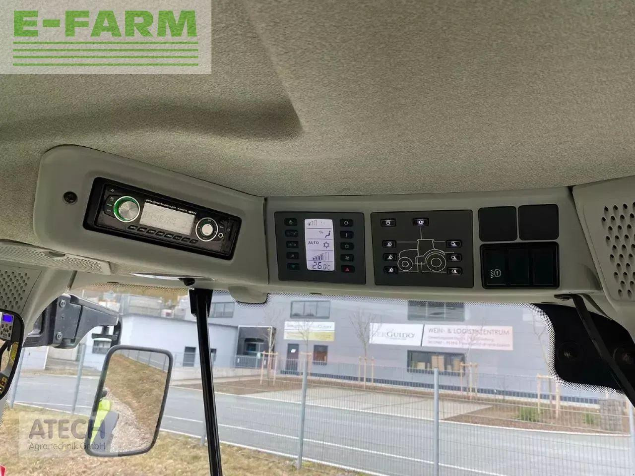 Tractor CLAAS arion 650