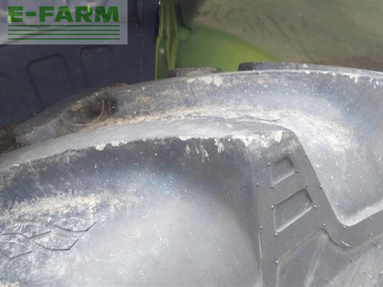 Tractor CLAAS arion 650