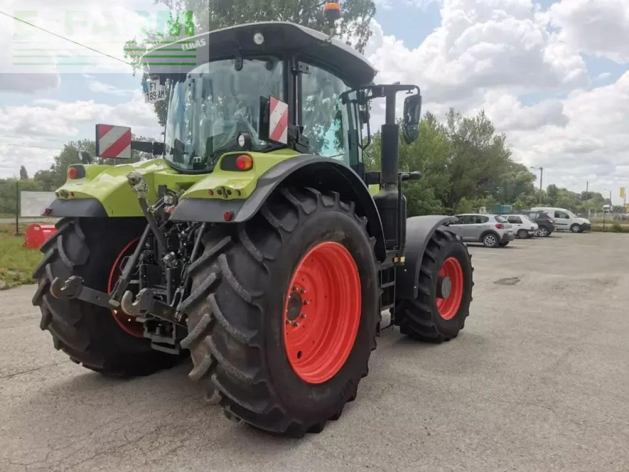 Tractor CLAAS arion 650