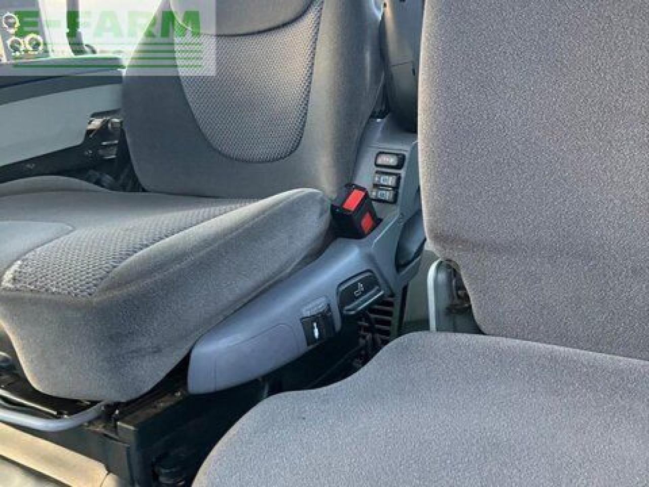 Tractor CLAAS arion 650 c-matic CMATIC CIS