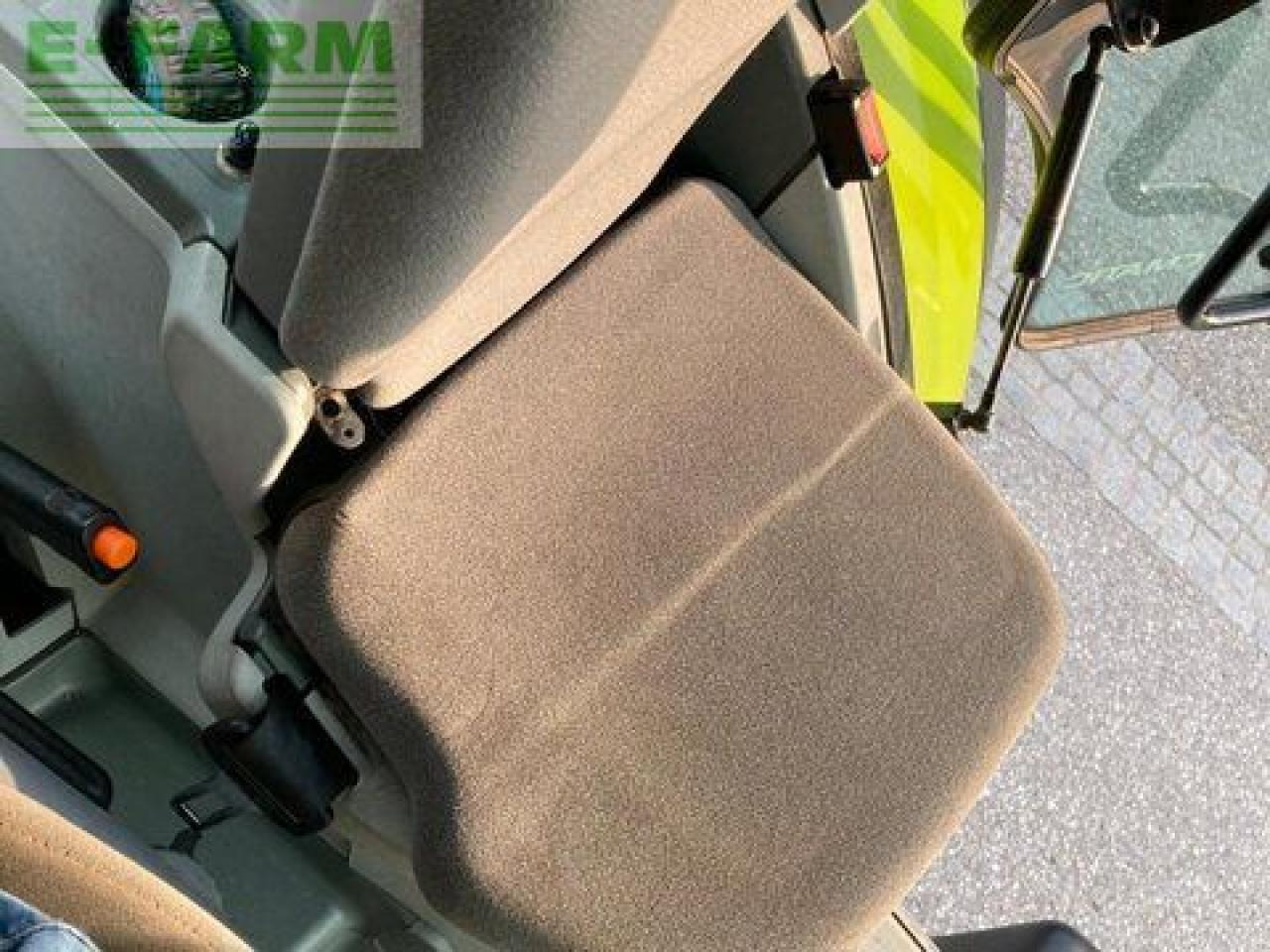 Tractor CLAAS arion 650 c-matic CMATIC CIS