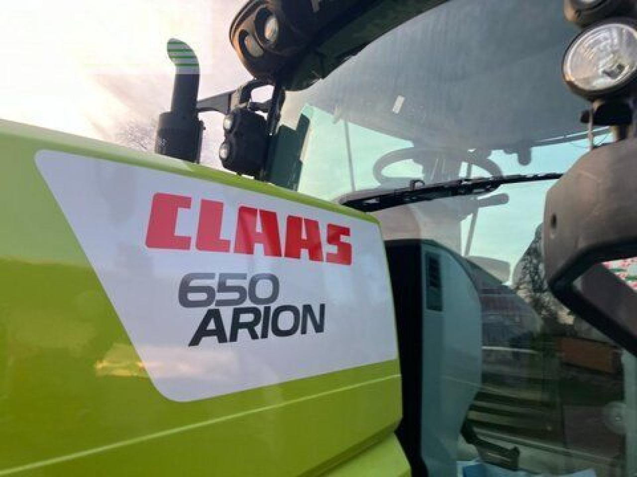 Tractor CLAAS arion 650 c-matic CMATIC CIS