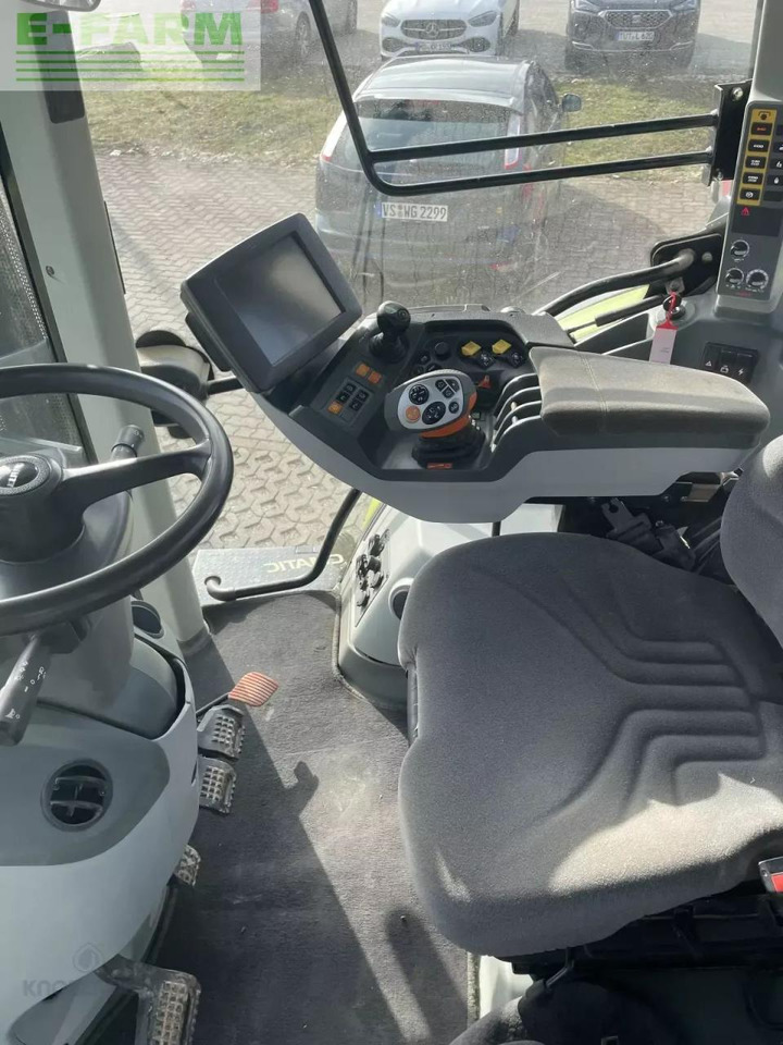 Tractor CLAAS arion 650 c-matic cebis CMATIC CEBIS