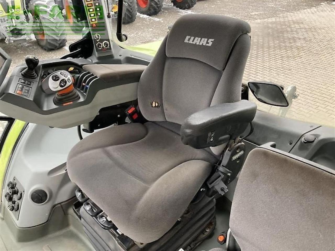 Tractor CLAAS arion 650 cebis CEBIS