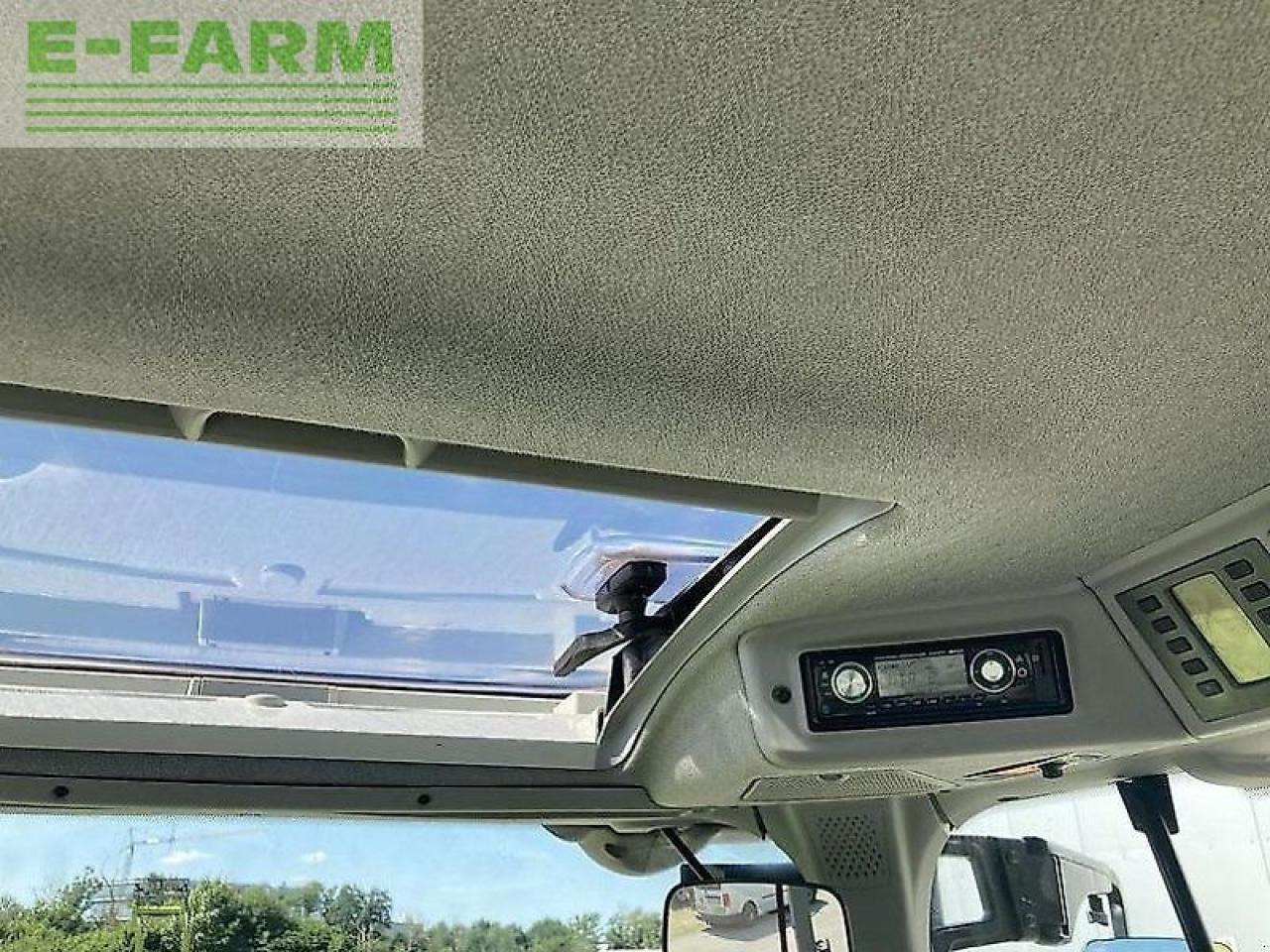 Tractor CLAAS arion 650 cebis CMATIC CEBIS