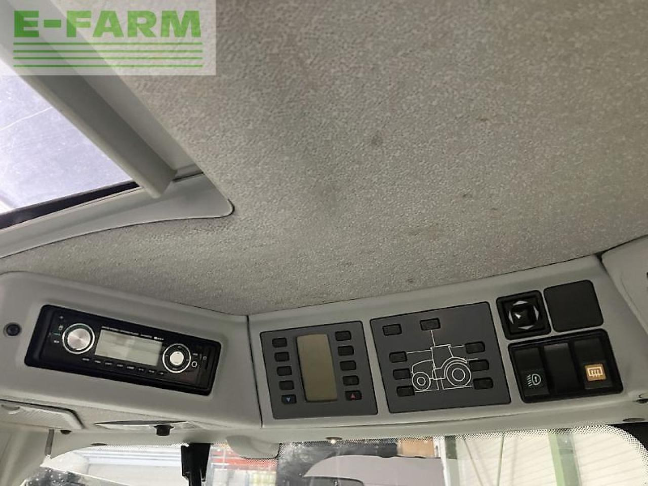 Tractor CLAAS arion 650 cebis cmatic CMATIC CEBIS