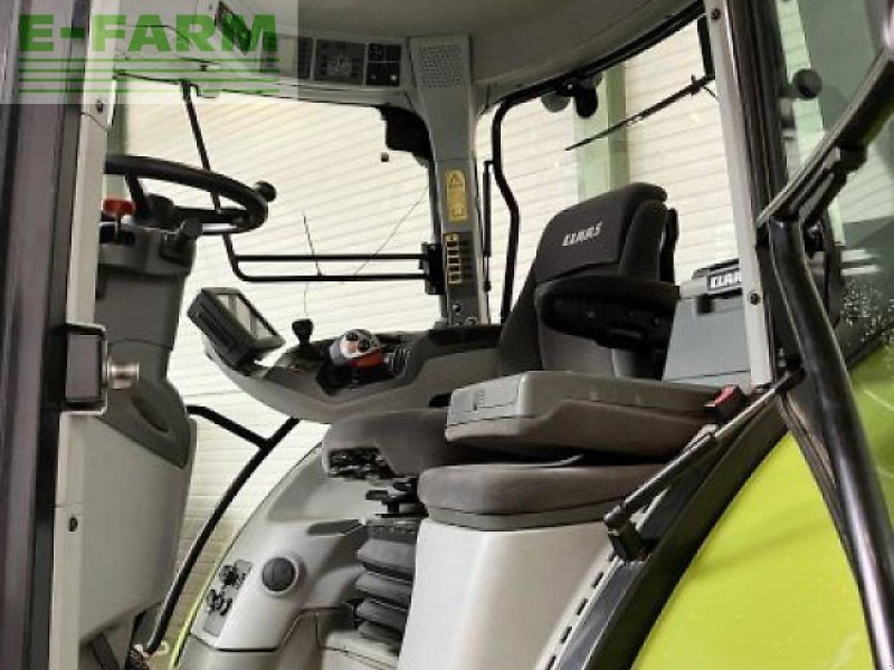Tractor CLAAS arion 650 cebis cmatic CMATIC CEBIS