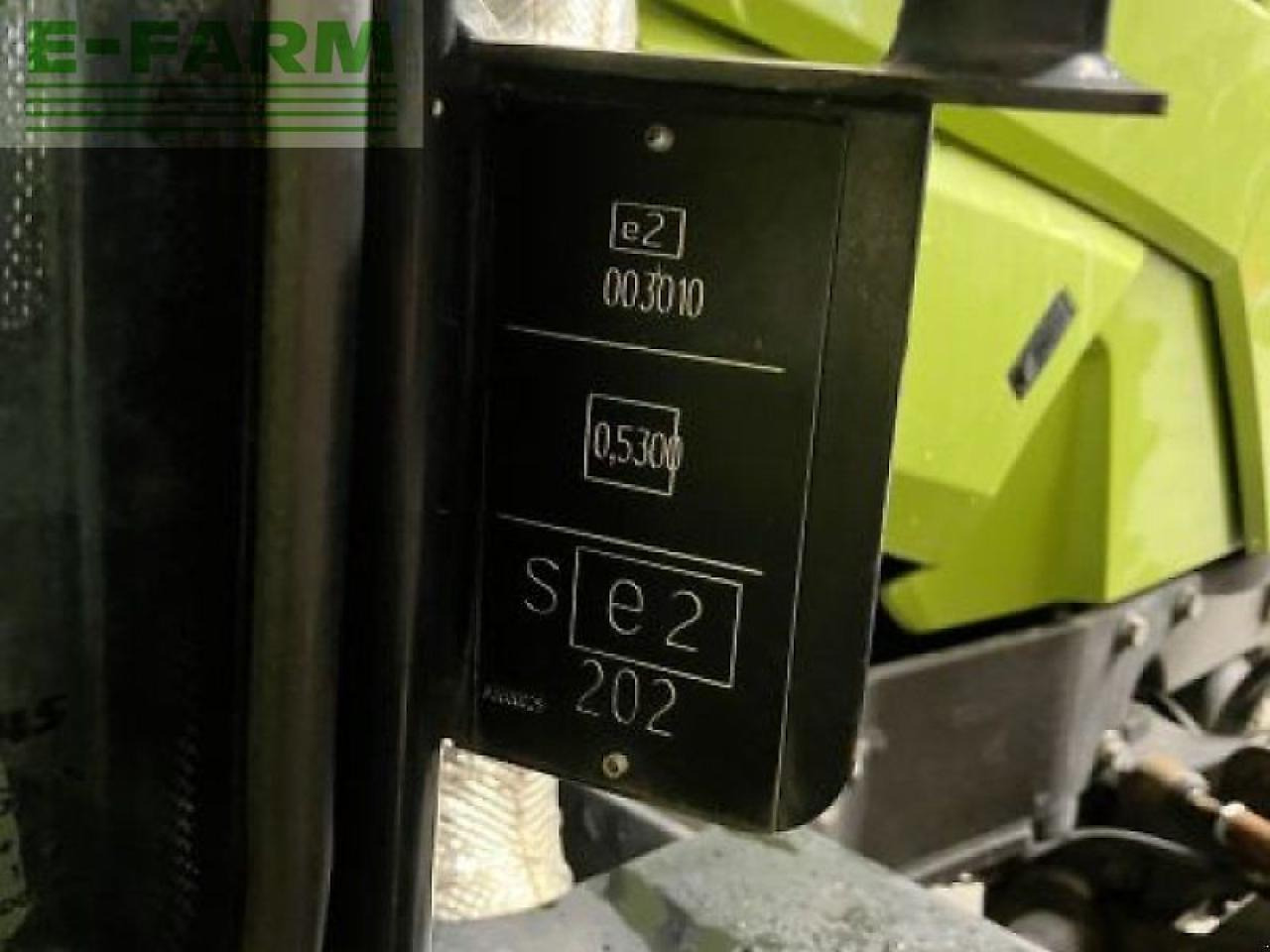 Tractor CLAAS arion 650 cebis cmatic CMATIC CEBIS