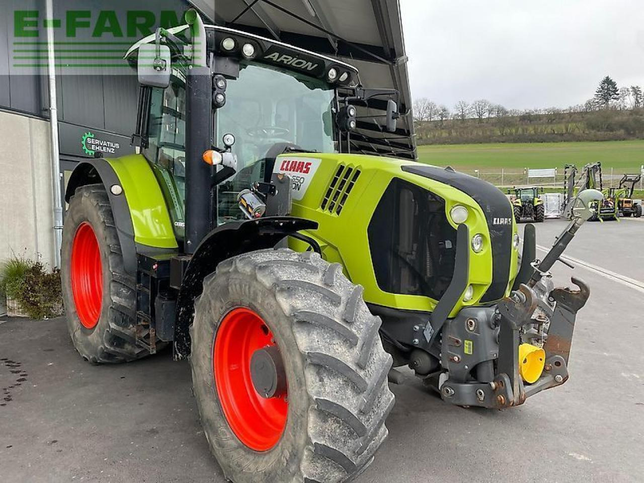 Tractor CLAAS arion 650 cebis hexa mit fronthydraulik + zapfwelle