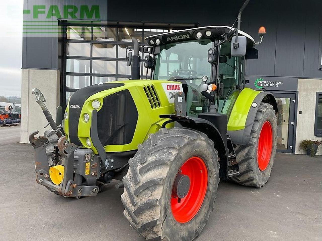 Tractor CLAAS arion 650 cebis mit fronthydraulik / zapfwelle / konsolen CEBIS