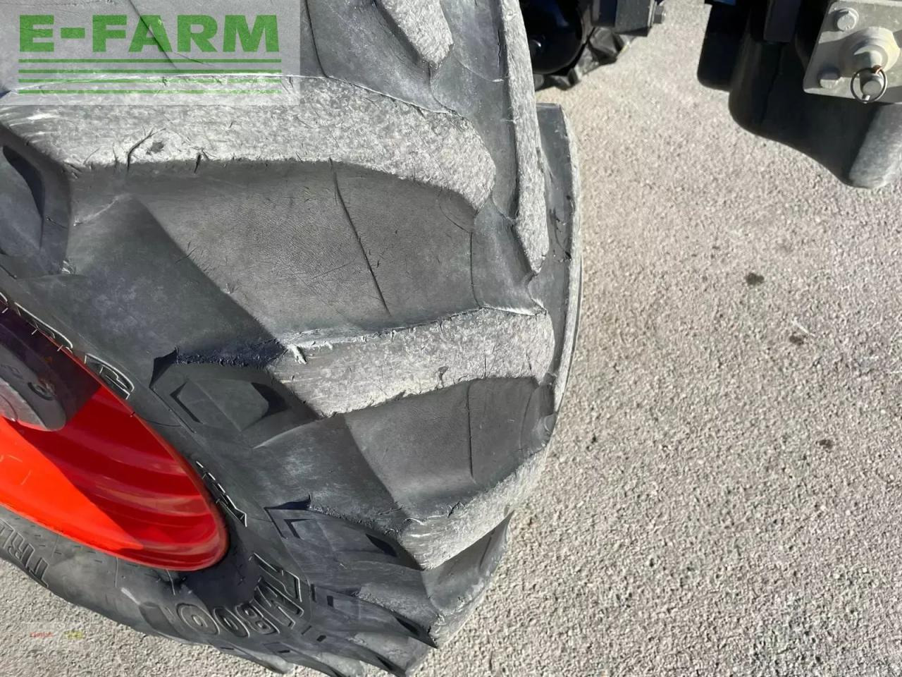 Tractor CLAAS arion 650 cis+ CIS+