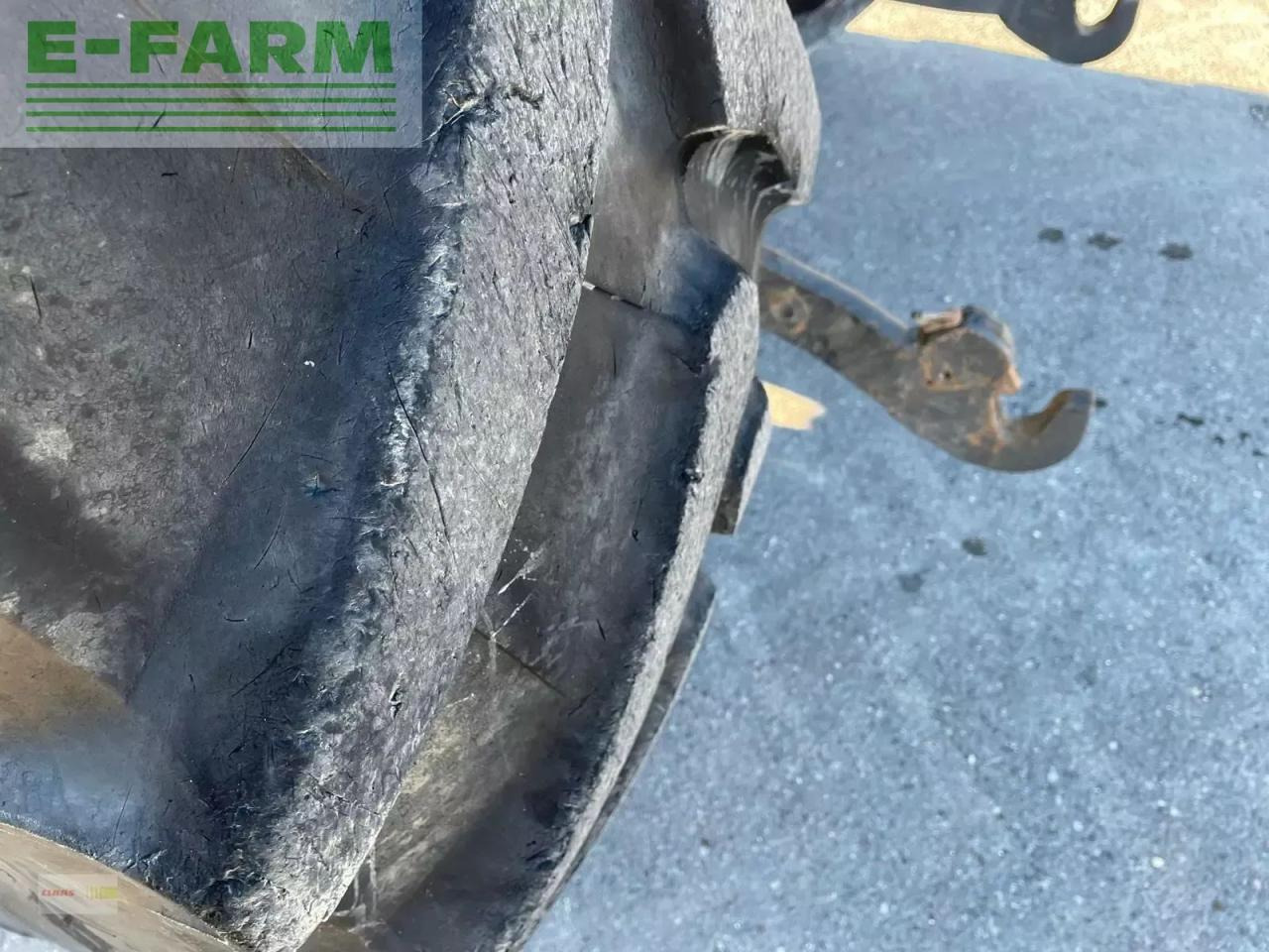 Tractor CLAAS arion 650 cis+ CIS+