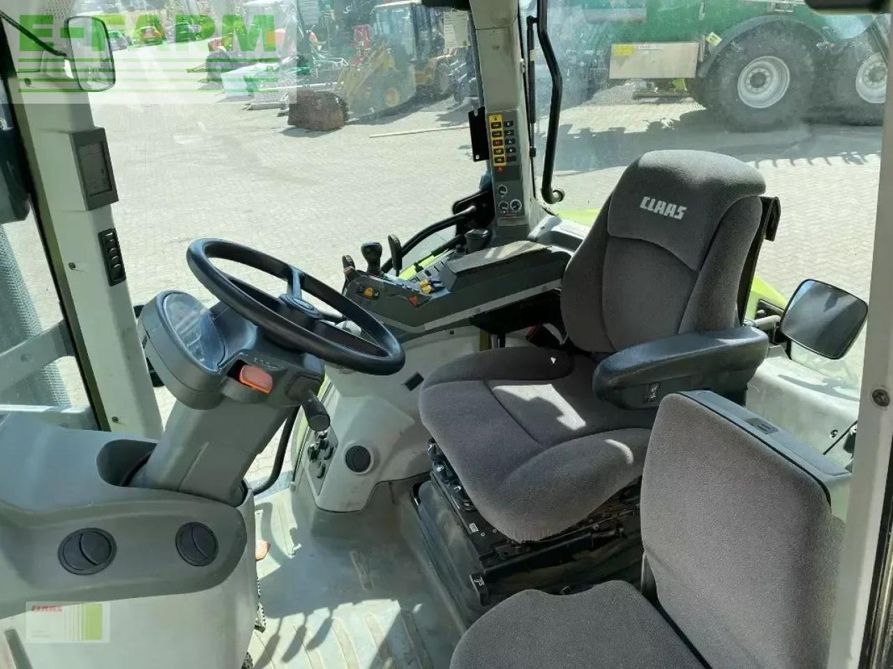 Tractor CLAAS arion 650 cis CIS