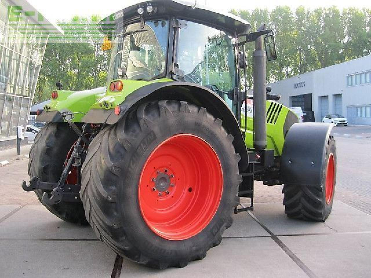 Tractor CLAAS arion 650 cis CIS
