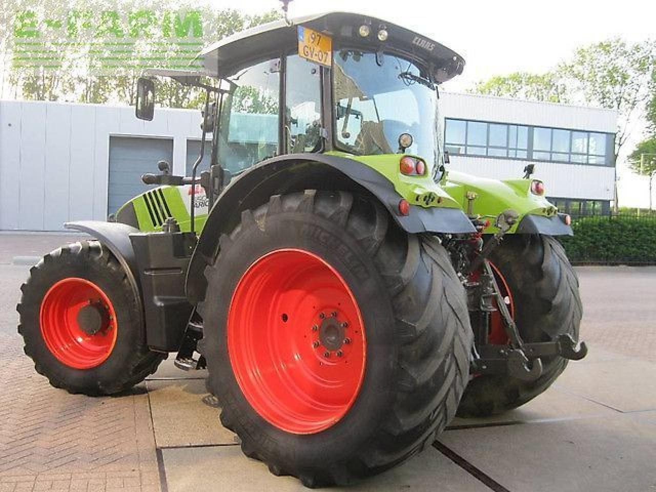Tractor CLAAS arion 650 cis CIS