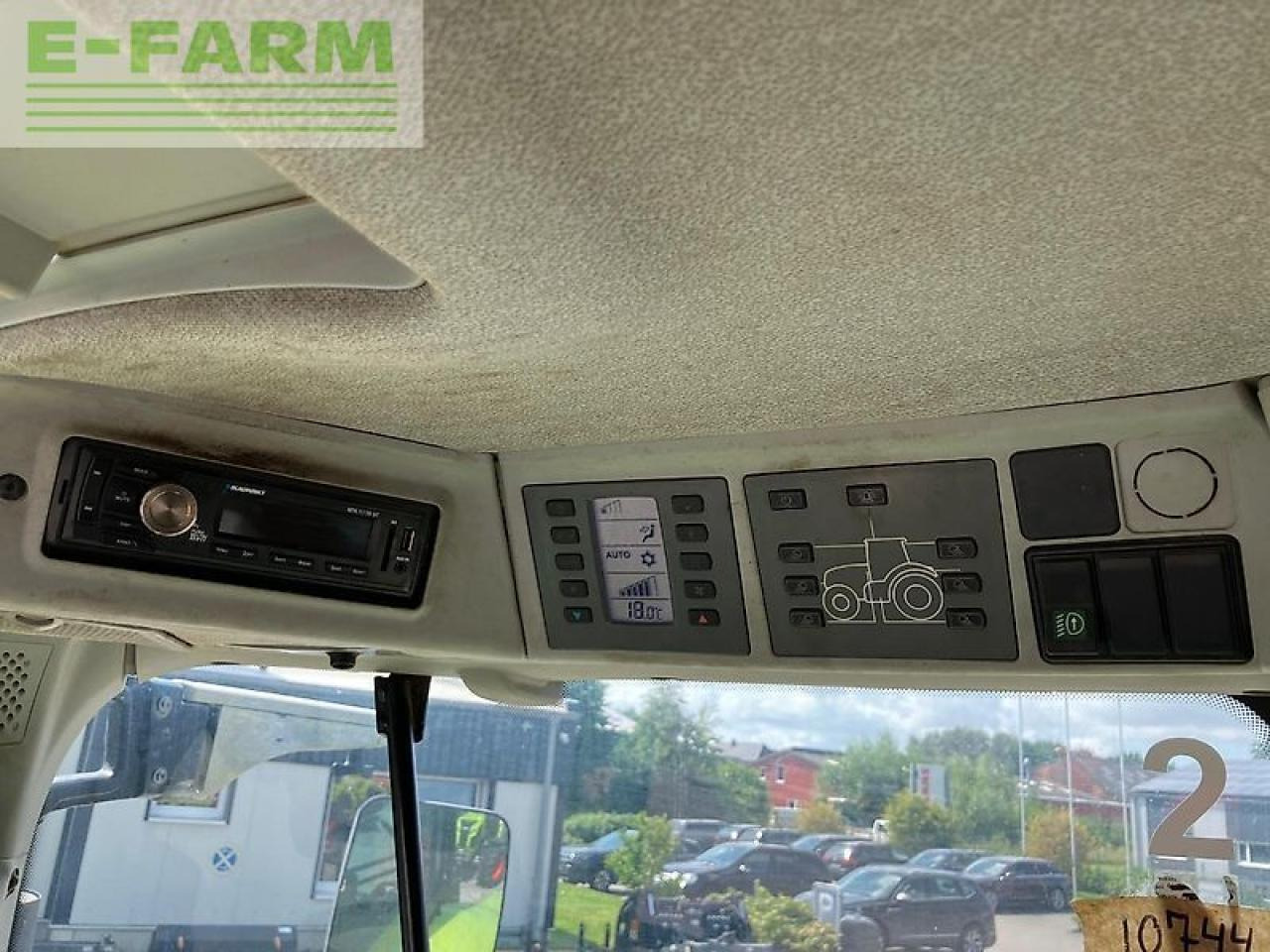 Tractor CLAAS arion 650 cis hexashift HEXASHIFT CIS