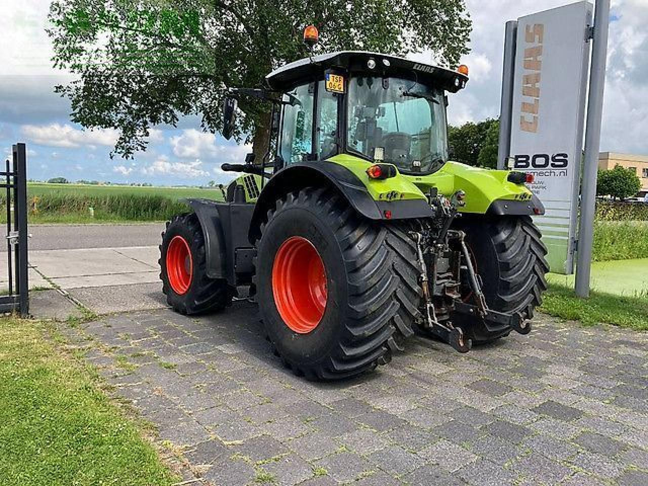 Tractor CLAAS arion 650 cis+ hexashift HEXASHIFT CIS+
