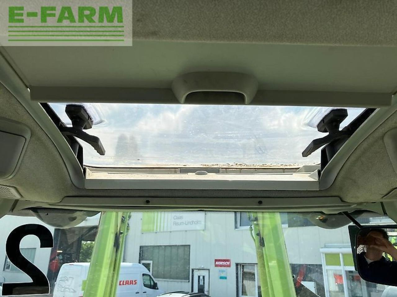 Tractor CLAAS arion 650 cis hexashift HEXASHIFT CIS