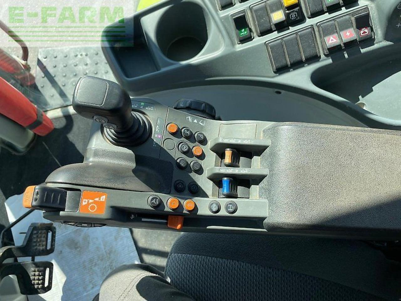 Tractor CLAAS arion 650 cis+ inkl. frontlader preisreduziert CIS+