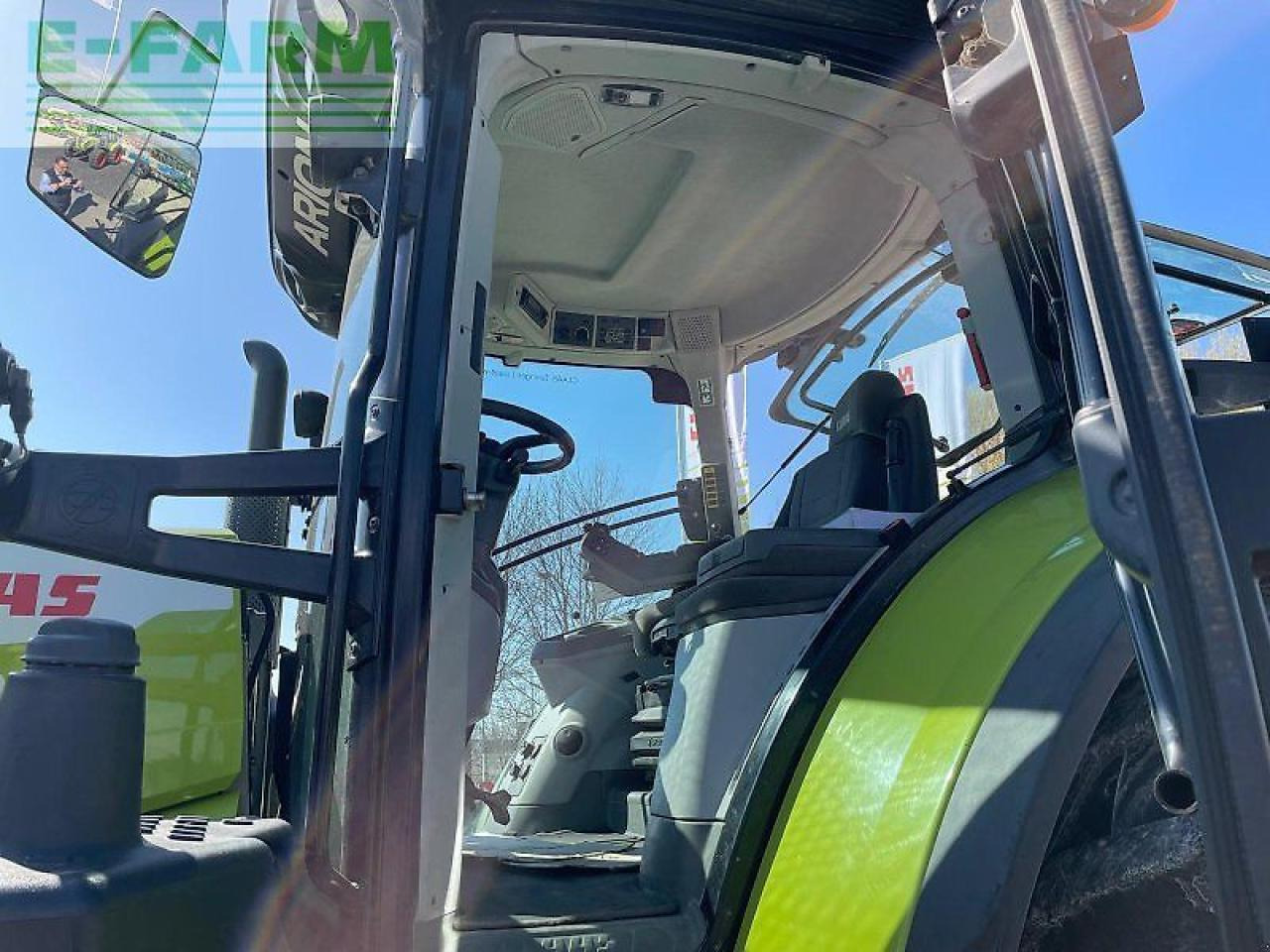 Tractor CLAAS arion 650 cis+ mit fl CIS+