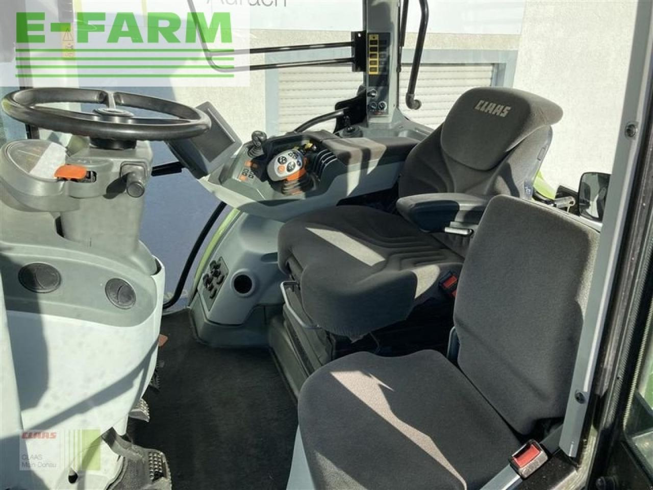 Tractor CLAAS arion 650 cmatic