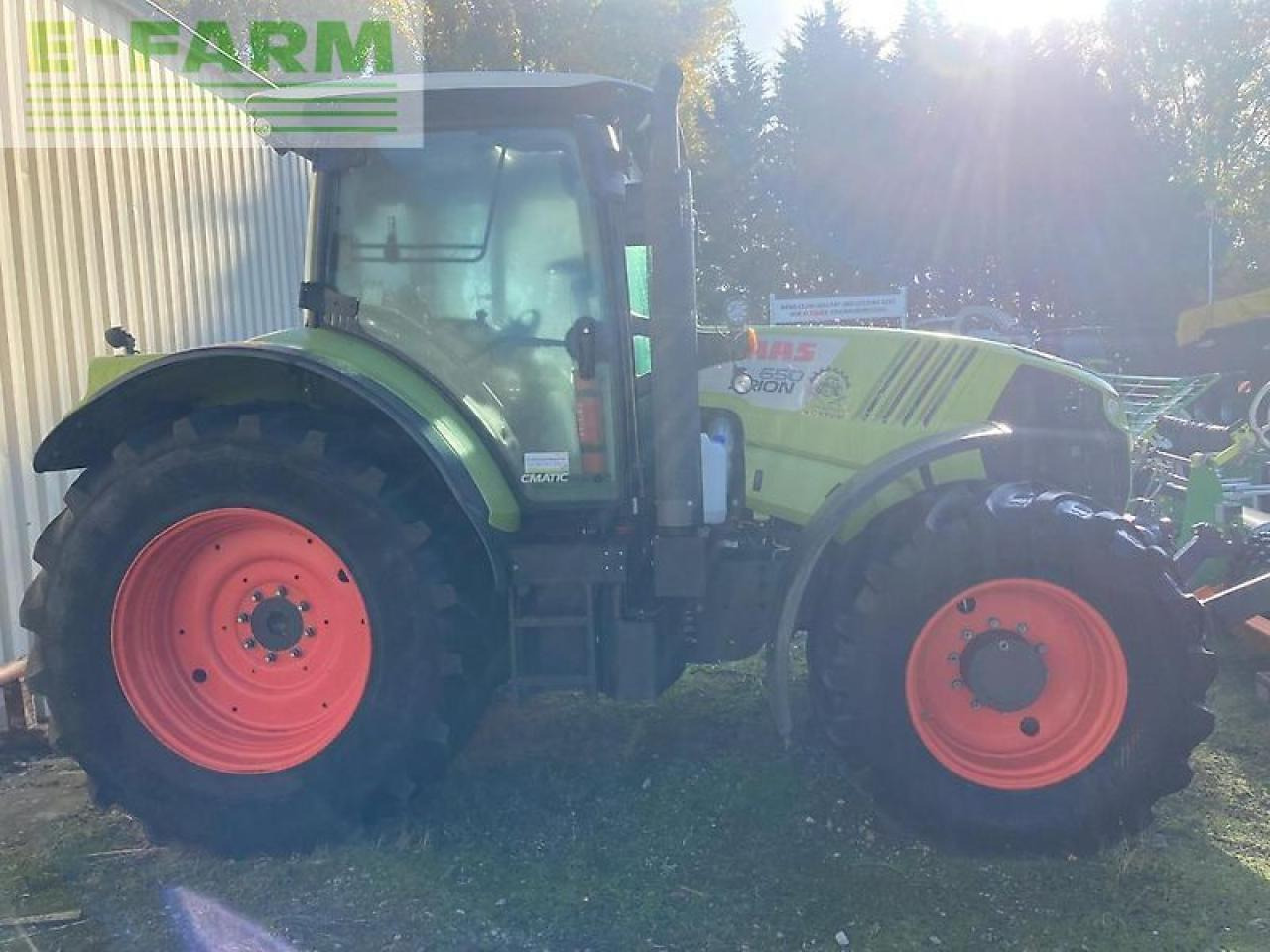 Tractor CLAAS arion 650 cmatic CMATIC