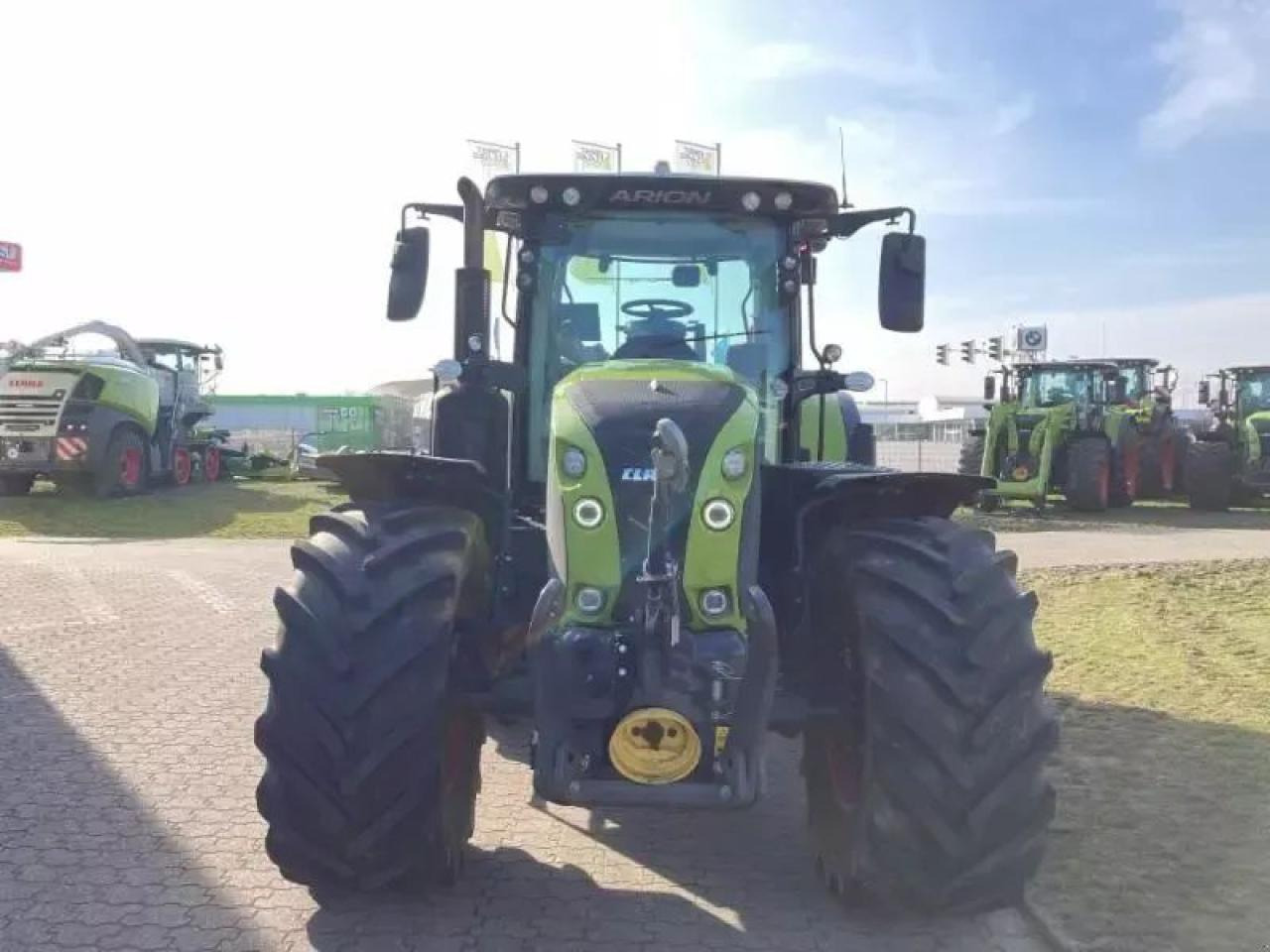 Tractor CLAAS arion 650 cmatic cebis CMATIC CEBIS