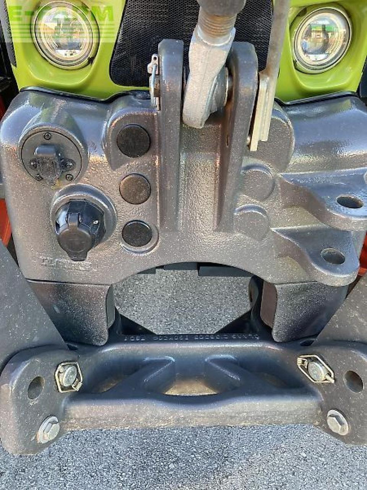 Tractor CLAAS arion 650 cmatic cebis CMATIC CEBIS