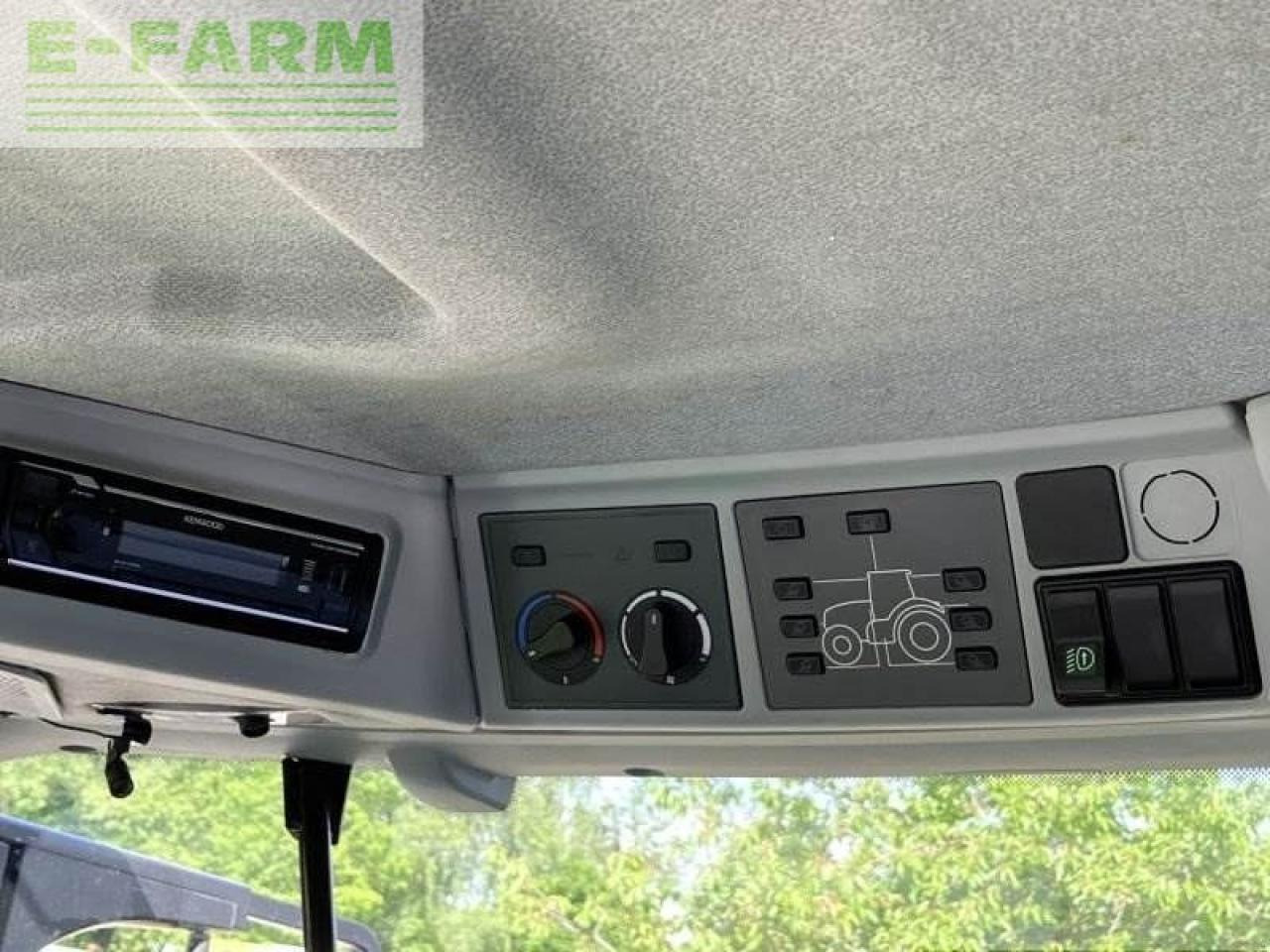 Tractor CLAAS arion 650 cmatic cebis+fl150 CMATIC CEBIS