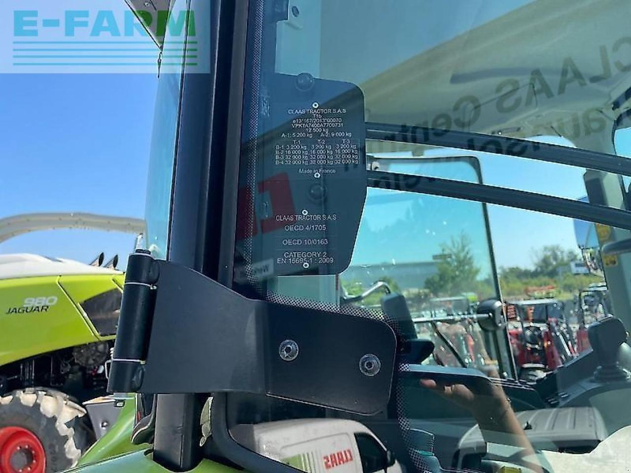 Tractor CLAAS arion 650 cmatic cis+ CMATIC CIS+